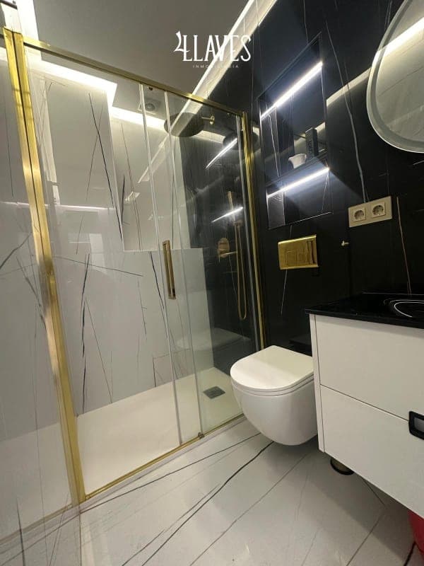 Piso en Calle de Linneo, Madrid - Imagen 2