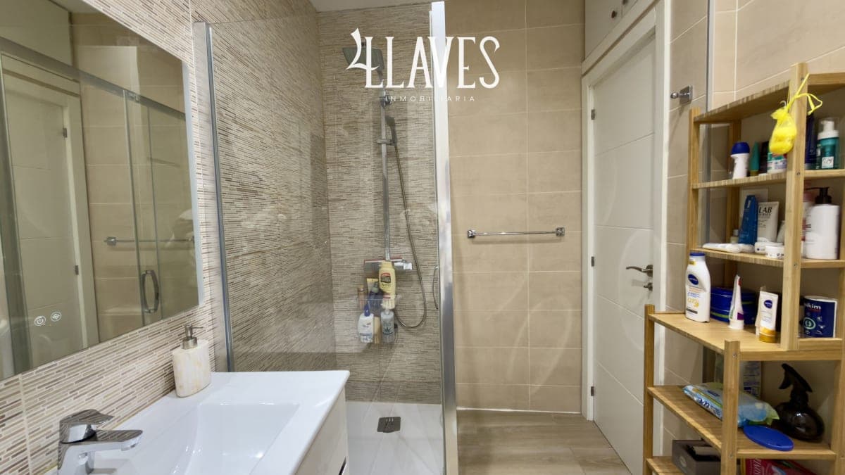 PISO EXTERIOR EN CALLE EMBAJADORES - Imagen 8