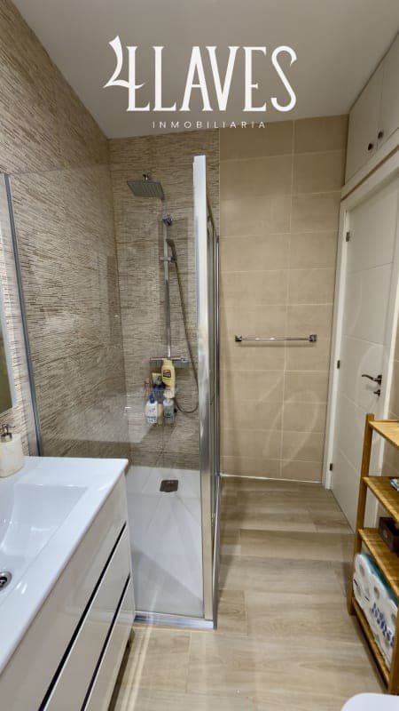 PISO EXTERIOR EN CALLE EMBAJADORES - Imagen 11