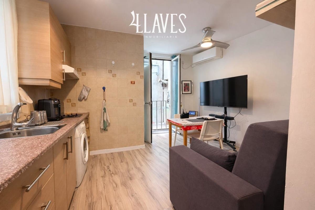 Acogedor Piso en Calle Del Salitre - Lavapiés - Imagen 5