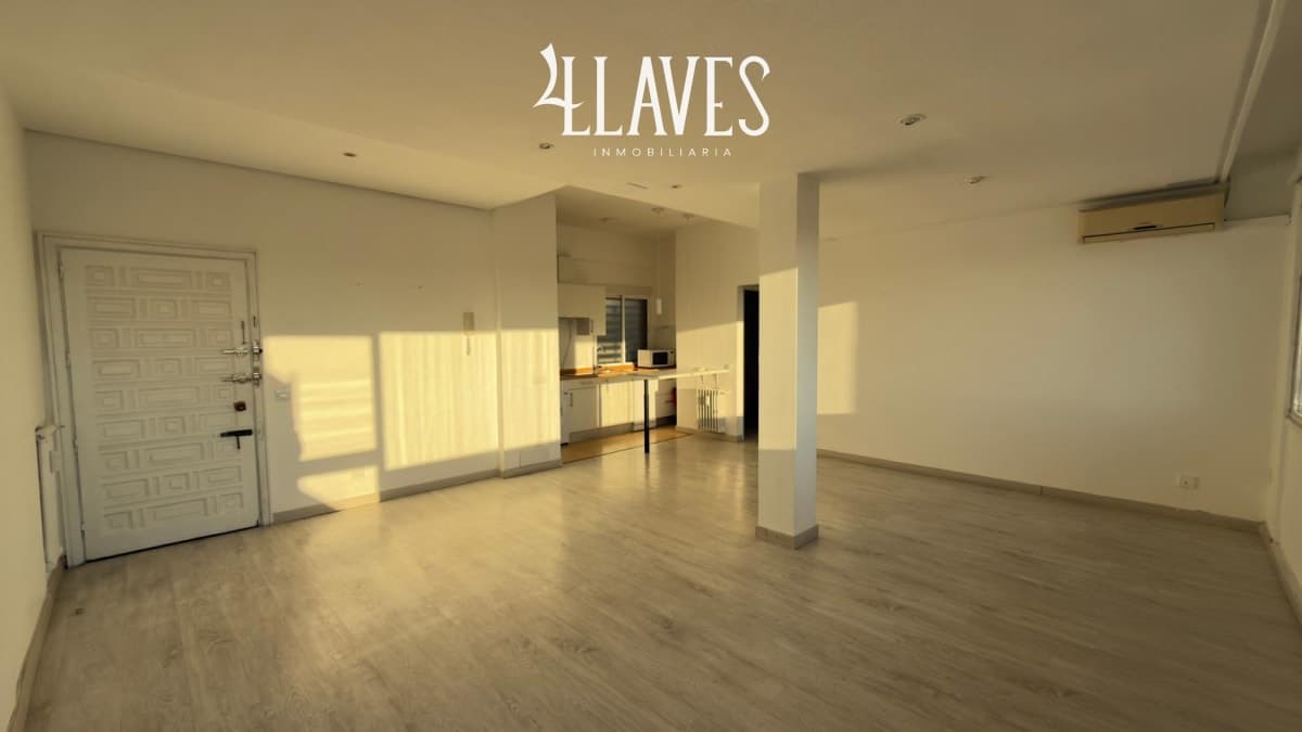 Alquiler de Ático en Calle Santa Engracia, Chamberí - Imagen 4