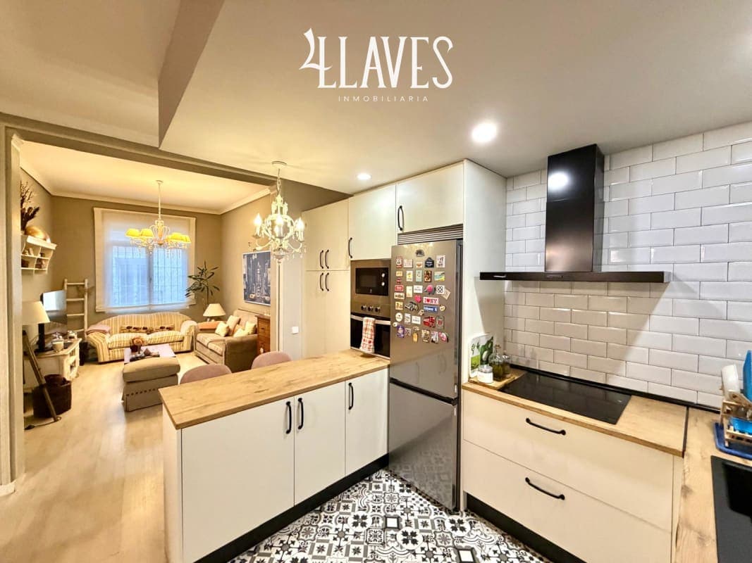 Piso en Calle Atocha, corazón de Madrid